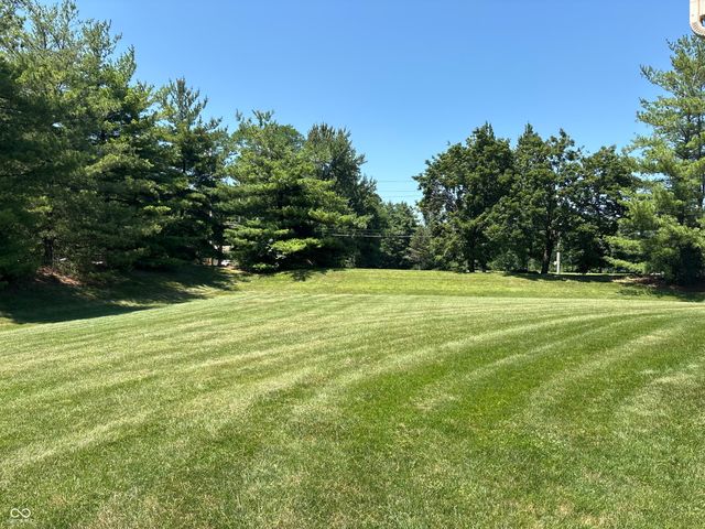 7026 Starkey Ridge Lane, Indianapolis, IN 46268