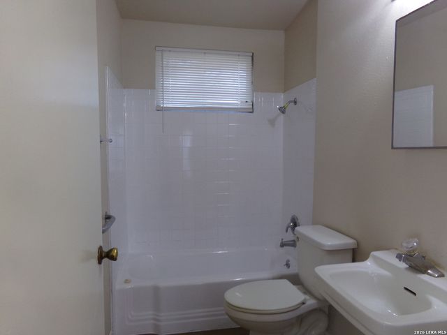 2403 Spur, San Antonio, TX 78227