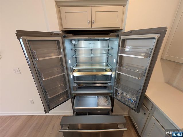 400 Willow 409, Kearny, NJ 07032