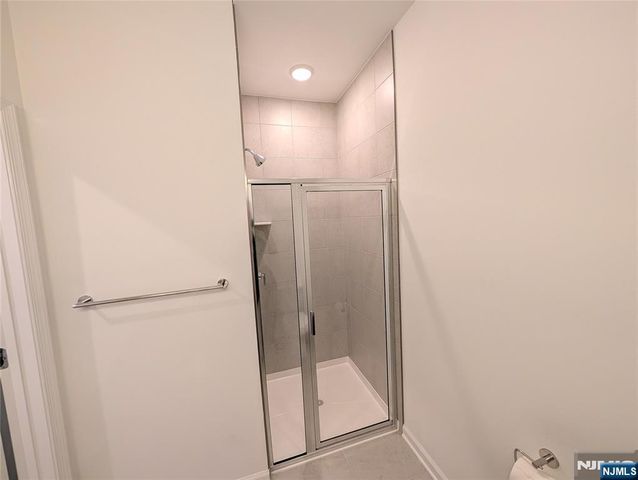 400 Willow 409, Kearny, NJ 07032