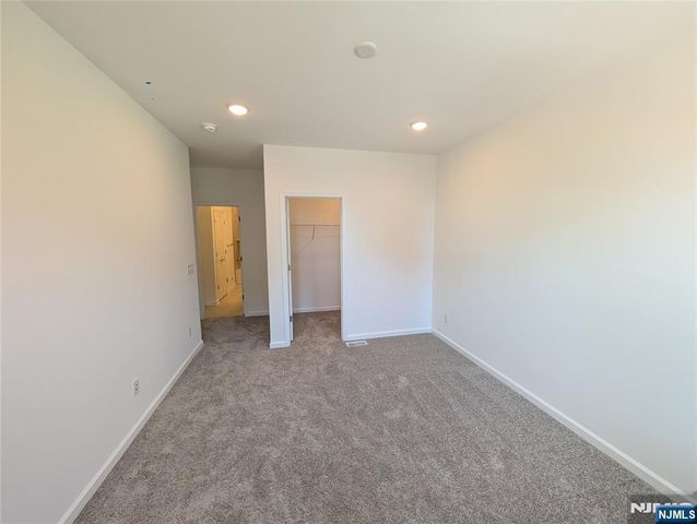 400 Willow 409, Kearny, NJ 07032