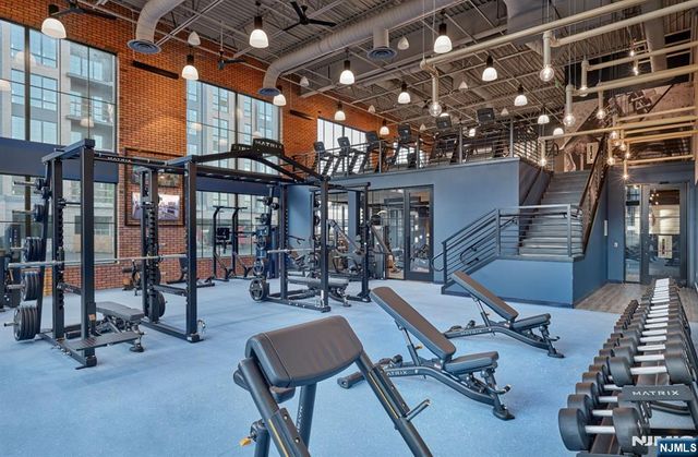 400 Willow 409, Kearny, NJ 07032