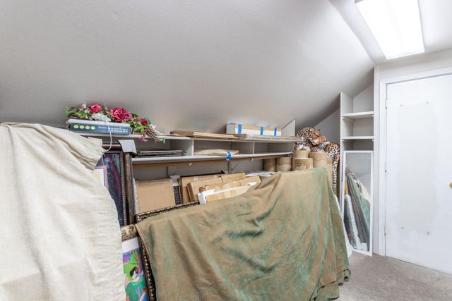 1025 Chardonnay Walk, Redding, CA 96001