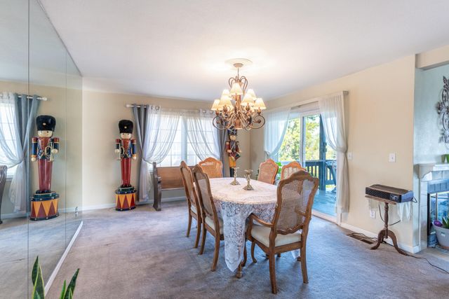 1025 Chardonnay Walk, Redding, CA 96001