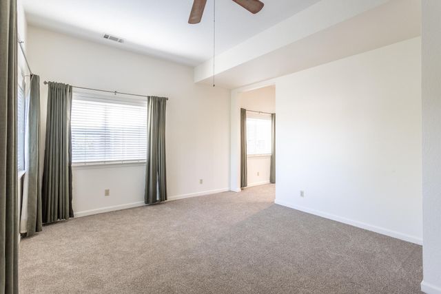 1025 Chardonnay Walk, Redding, CA 96001