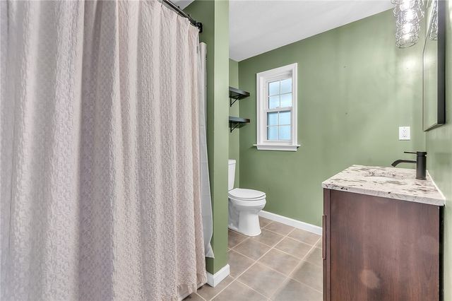 204 Collinwood Lane, Taylors, SC 29687