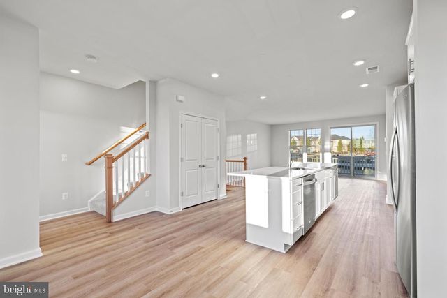 831 SAWBACK SQ NE, Leesburg, VA 20176