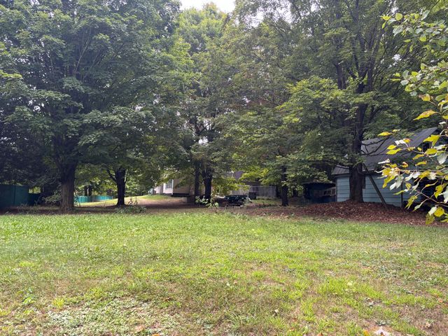 174 Rabideau Road, Altona, NY 12910