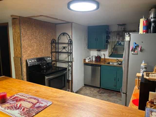 174 Rabideau Road, Altona, NY 12910