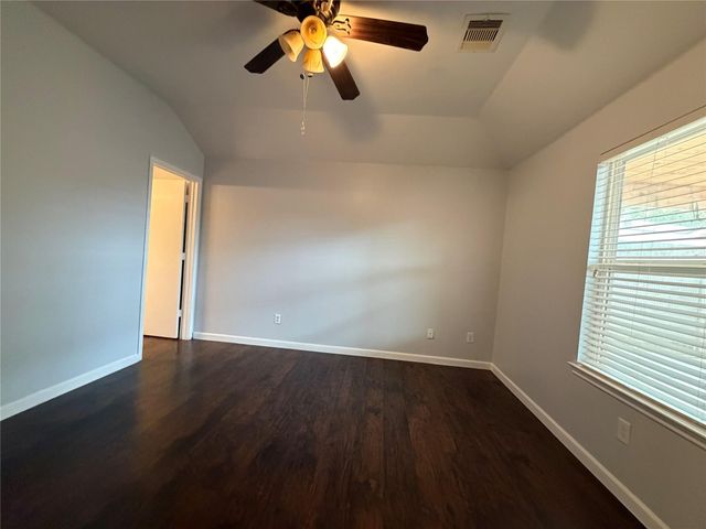 2902 Back Bay Brook Trail, Houston, TX 77045