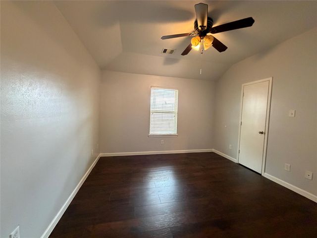 2902 Back Bay Brook Trail, Houston, TX 77045