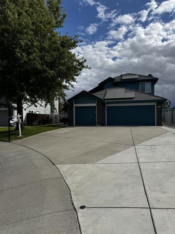 1990 Harvest Landing Court, Tracy, CA 95376