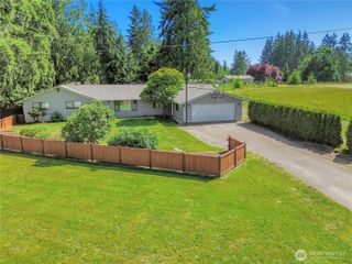 10202 Pipeline Road E, Puyallup, WA 98373
