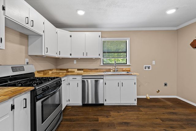 1219 County Road 3222, Jefferson, TX 75657
