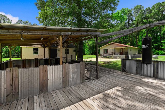 1219 County Road 3222, Jefferson, TX 75657
