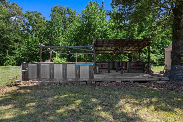 1219 County Road 3222, Jefferson, TX 75657