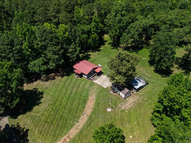 1219 County Road 3222, Jefferson, TX 75657