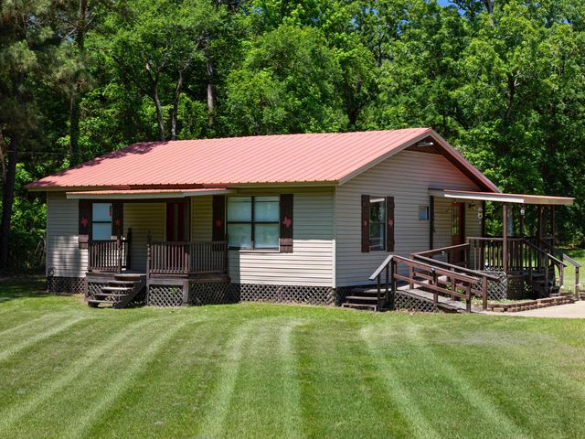 1219 County Road 3222, Jefferson, TX 75657
