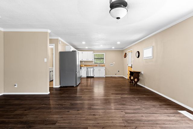 1219 County Road 3222, Jefferson, TX 75657