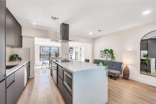 1760 NE 13th Street, Fort Lauderdale, FL 33304