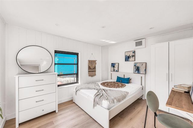 1760 NE 13th Street, Fort Lauderdale, FL 33304