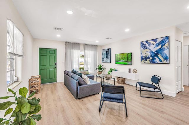 1760 NE 13th Street, Fort Lauderdale, FL 33304