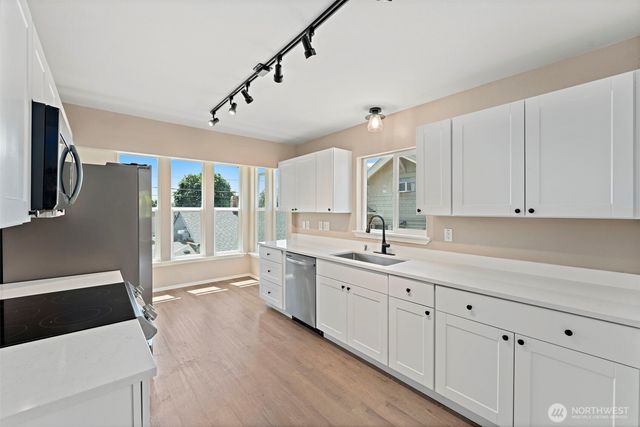 3020 S 54th Street, Tacoma, WA 98409