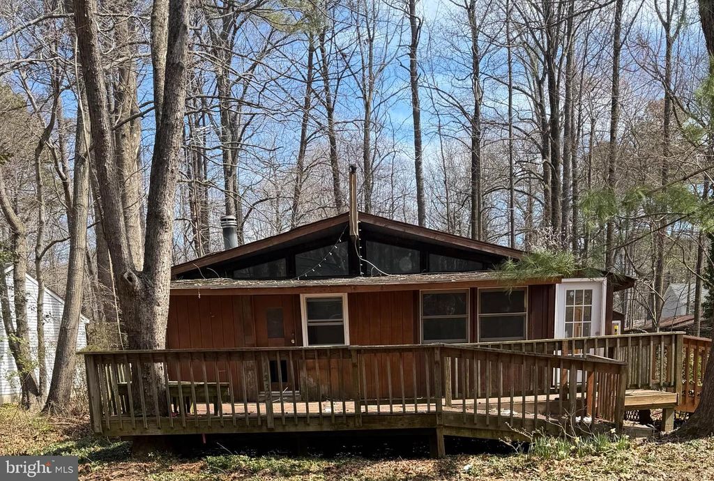 Image 1 of property listing at 11532 WOLF HOWL LN, Lusby, MD 20657