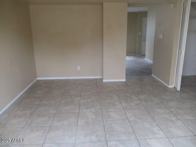 4331 W LAMAR Road, Glendale, AZ 85301