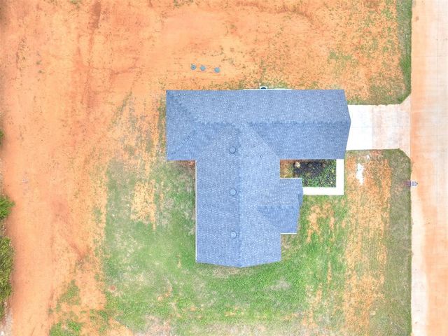10190 S Meadows Lane, Guthrie, OK 73044