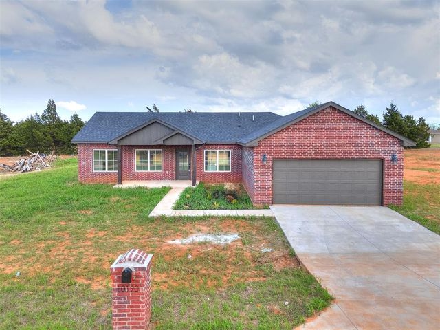10190 S Meadows Lane, Guthrie, OK 73044