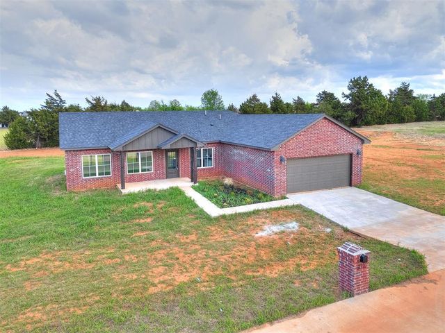 10190 S Meadows Lane, Guthrie, OK 73044