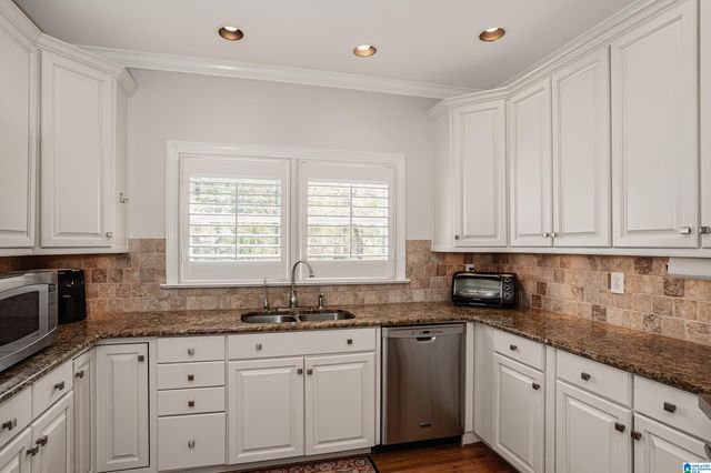 2240 HILLVIEW ROAD, Birmingham, AL 35022