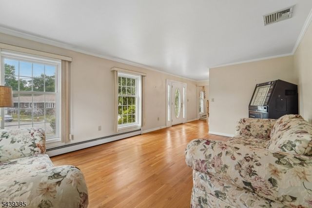 62 Parkway, Rochelle Park Twp., NJ 07662
