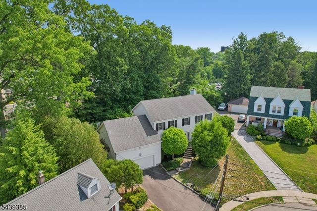62 Parkway, Rochelle Park Twp., NJ 07662