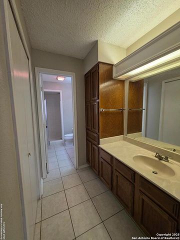 3430 Turtle Village St Apt 402, San Antonio, TX 78230