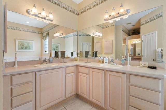 17648 SE 88TH COVINGTON CIRCLE, The Villages, FL 32162