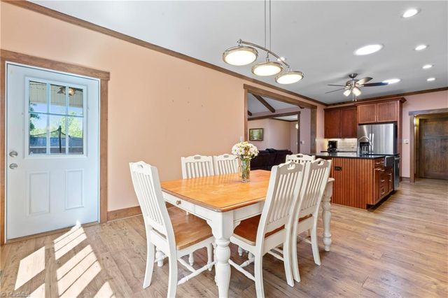 1420 Burnetts Chapel Road, Greensboro, NC 27407