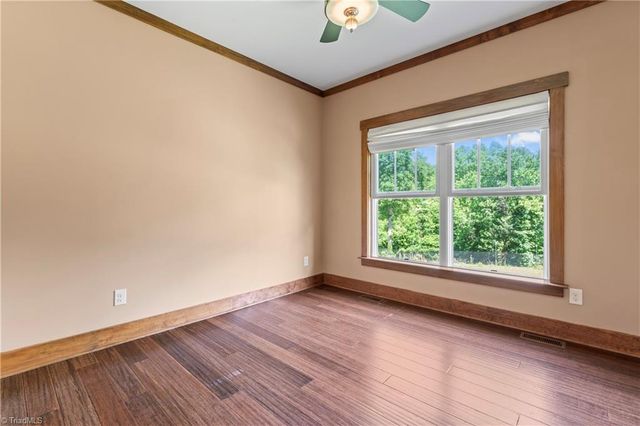 1420 Burnetts Chapel Road, Greensboro, NC 27407