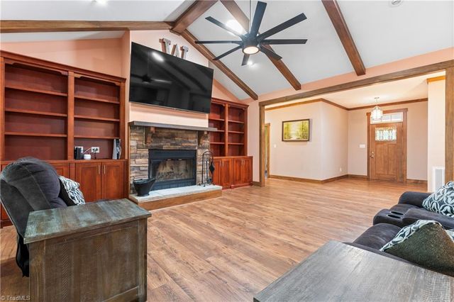 1420 Burnetts Chapel Road, Greensboro, NC 27407