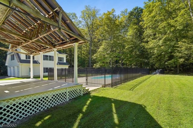 21 Misty Ln, Green Twp., NJ 07821