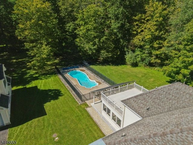 21 Misty Ln, Green Twp., NJ 07821