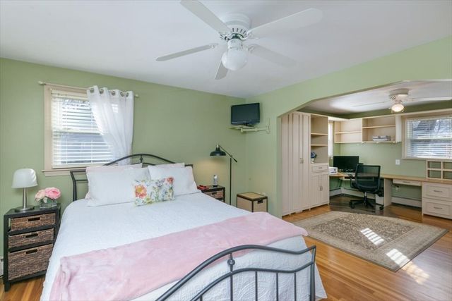 58 Oakcrest Circle, Methuen, MA 01844