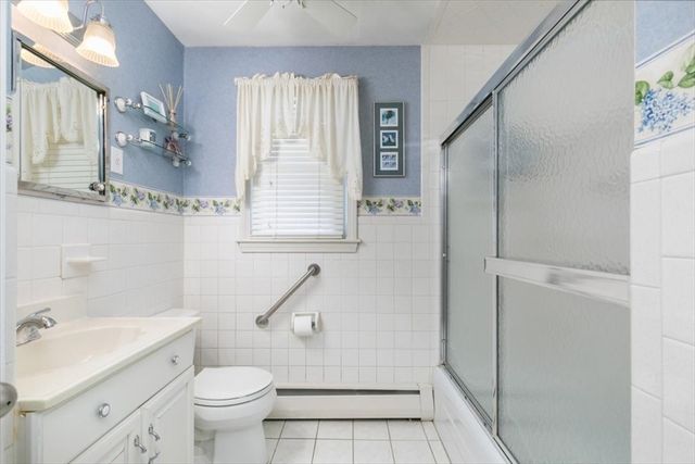 58 Oakcrest Circle, Methuen, MA 01844