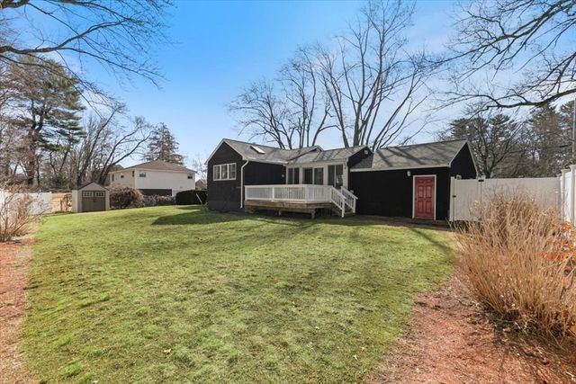 58 Oakcrest Circle, Methuen, MA 01844