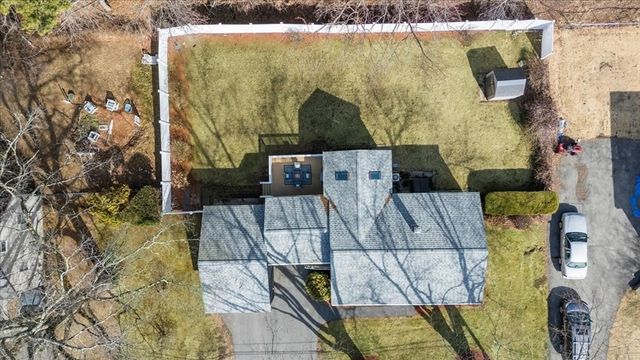 58 Oakcrest Circle, Methuen, MA 01844