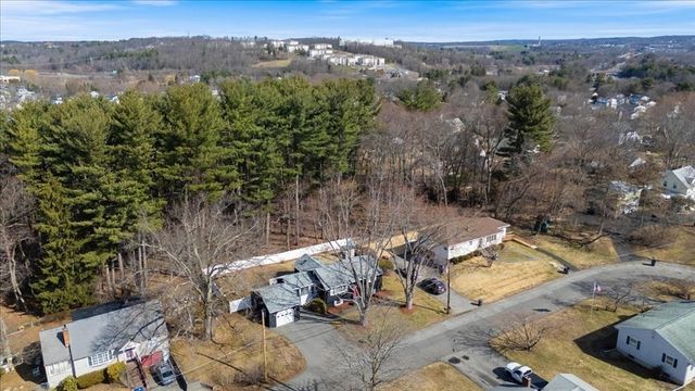 58 Oakcrest Circle, Methuen, MA 01844