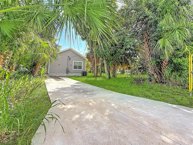 719 19TH STREET S, St Petersburg, FL 33712
