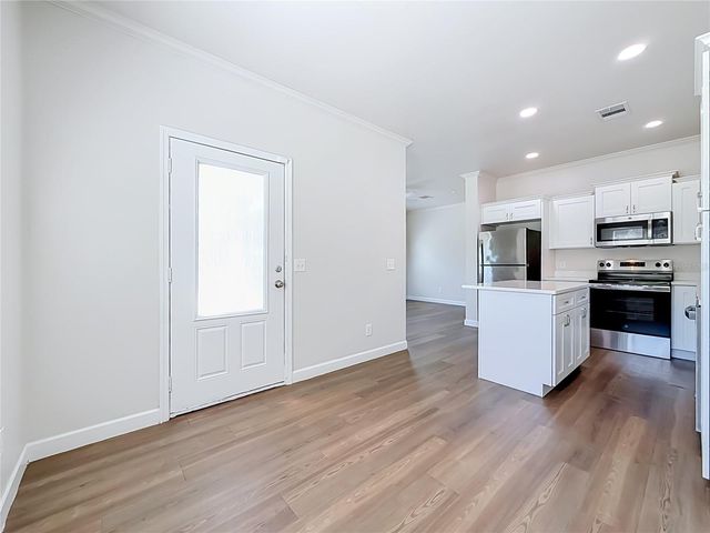 719 19TH STREET S, St Petersburg, FL 33712