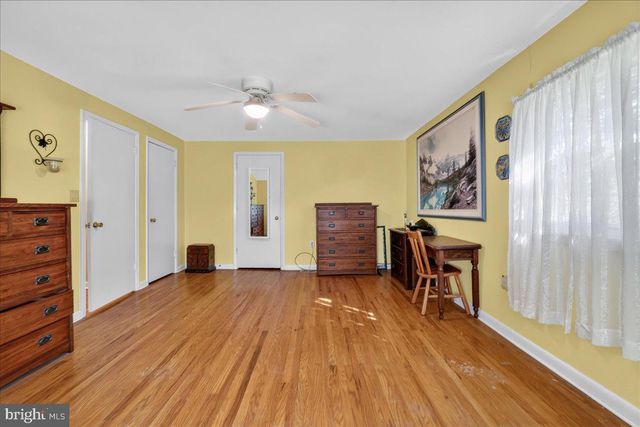 506 INMAN TER, Willow Grove, PA 19090